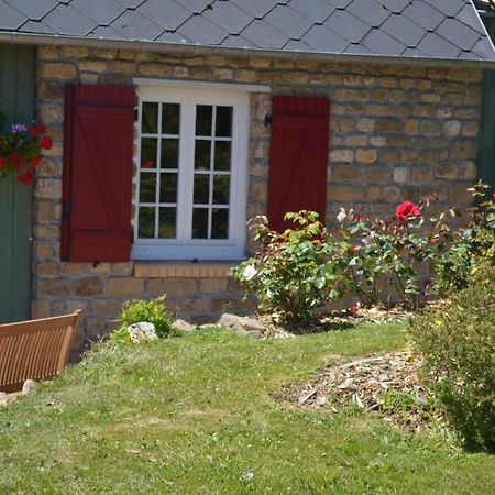 La Pichonniere Isigny-le-Buat Exterior foto